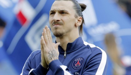 mk体育-西亚卡姆末节18分逆转湖人，NBA规则更新引发巨大争议